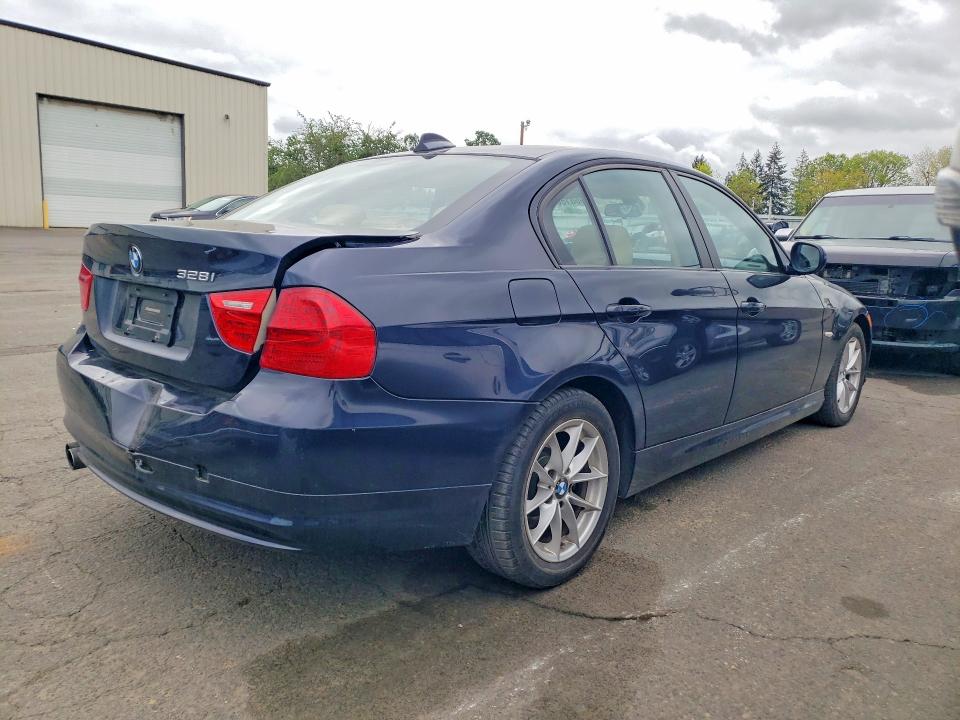 2010 Bmw 328 მანქანა იყიდება აუქციონზე, vin: WBAPH5G57ANM35167, აუქციონის ნომერი: 51360166