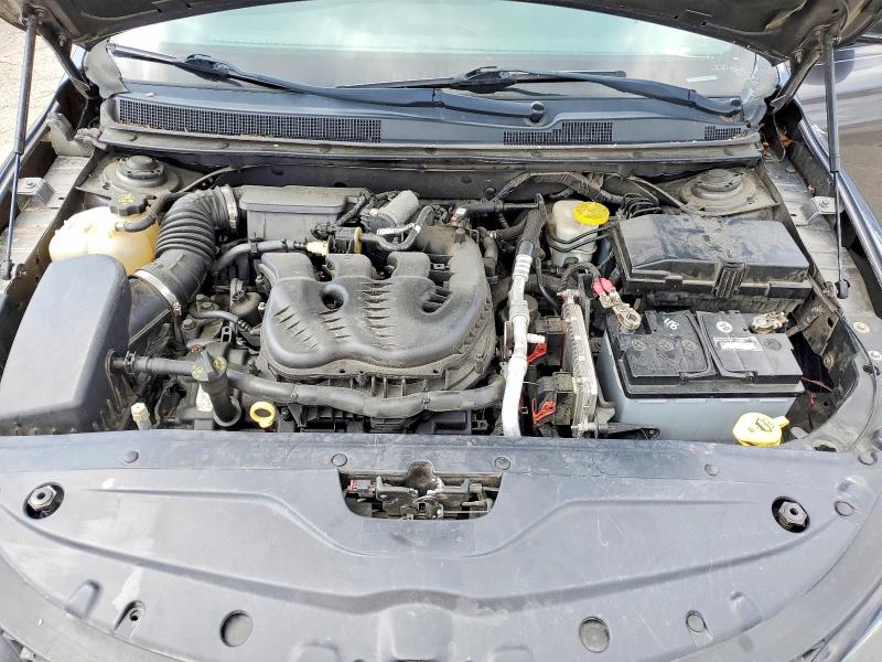 51851756 :رقم المزاد ، 1C3CCCDGXFN630329 vin ، 2015 Chrysler 200 مزاد بيع