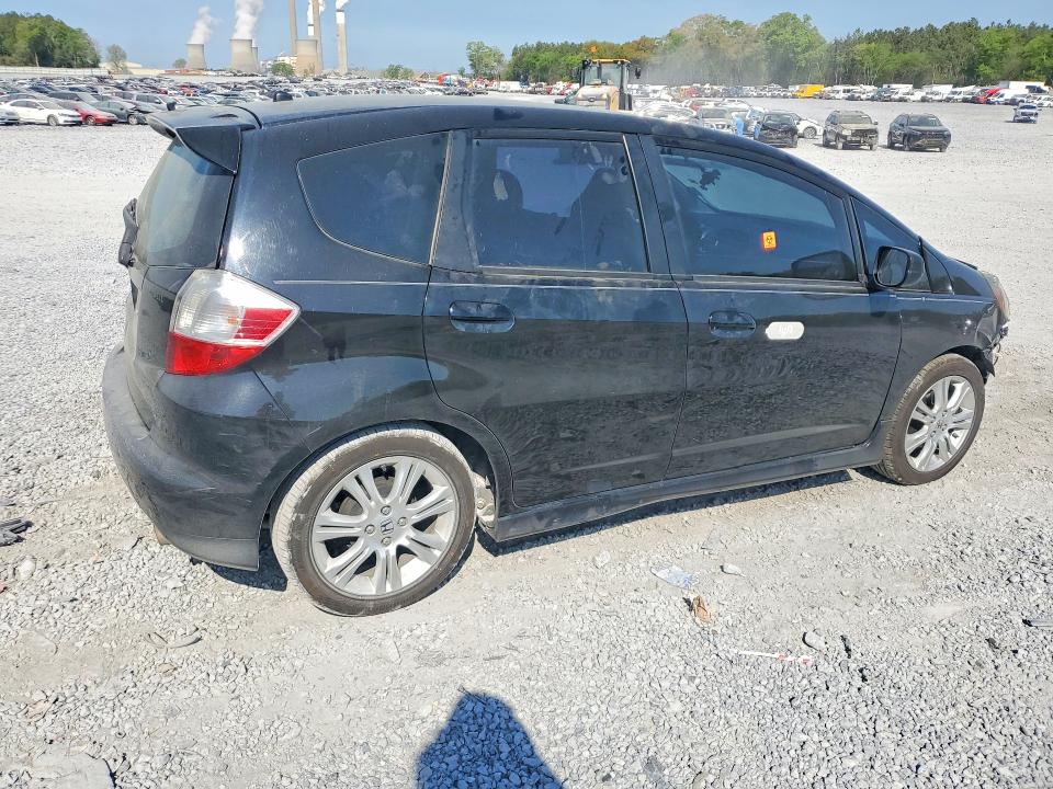 48183546 :رقم المزاد ، JHMGE8G55BC001581 vin ، 2011 Honda Fit مزاد بيع