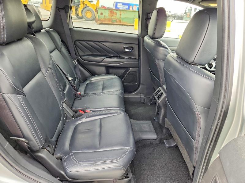 51546206 :رقم المزاد ، JA4J2VA70NZ057058 vin ، 2022 Mitsubishi Outlander مزاد بيع
