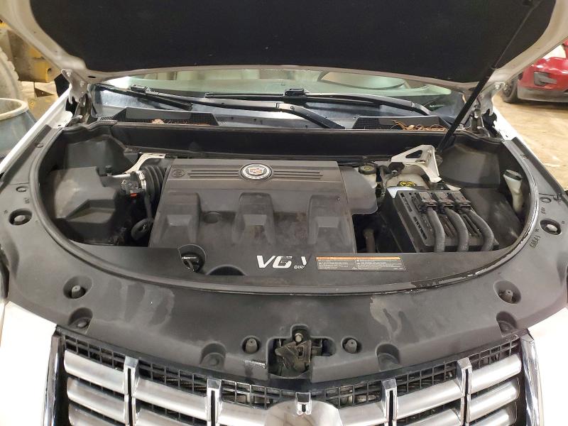48220696 :رقم المزاد ، 3GYFNEE37FS577017 vin ، 2015 Cadillac Srx مزاد بيع