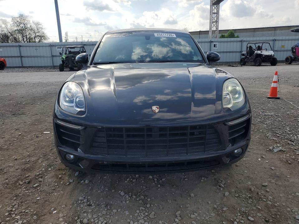 49411726 :رقم المزاد ، WP1AB2A50FLB54220 vin ، 2015 Porsche Macan مزاد بيع