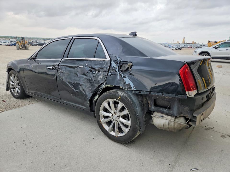 Продажа на аукционе авто 2016 Chrysler 300c, vin: 2C3CCAKG4GH111486, номер лота: 50685366
