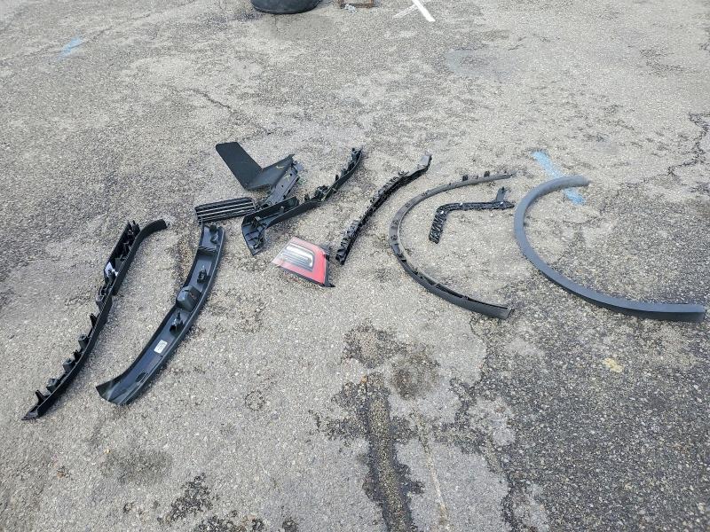 2023 Tesla Model Y მანქანა იყიდება აუქციონზე, vin: 7SAYGDEE4PF906516, აუქციონის ნომერი: 48192916