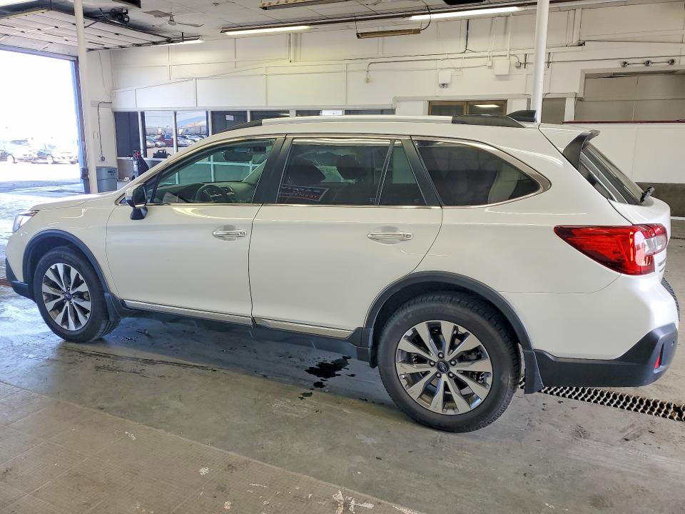50360056 :رقم المزاد ، 4S4BSETC6K3253844 vin ، 2019 Subaru Outback مزاد بيع