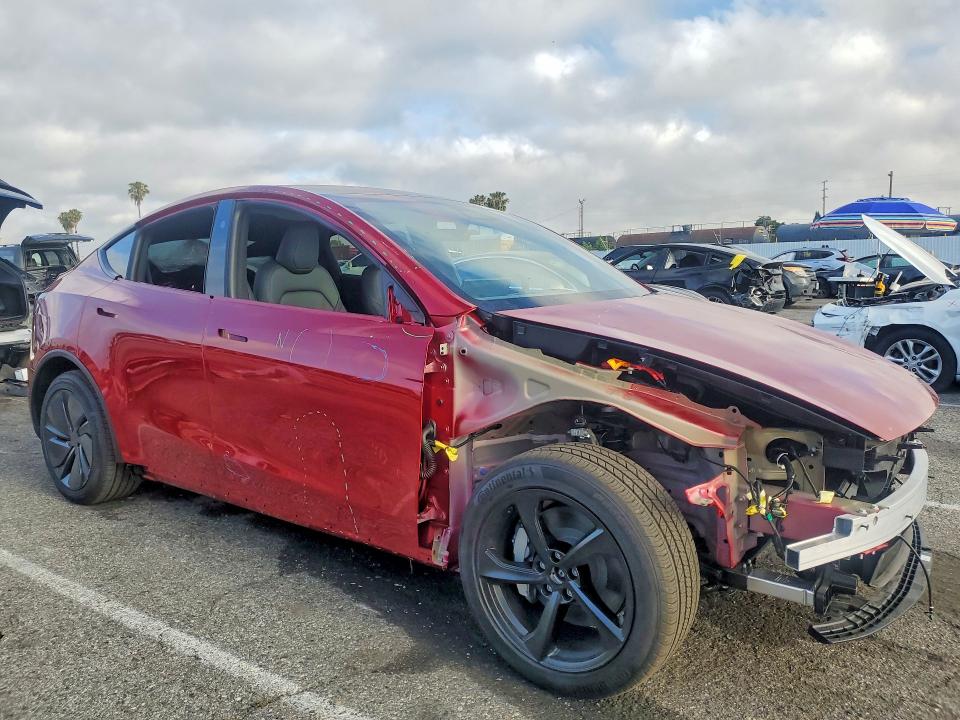 Продажа на аукционе авто 2026 Tesla Model Y, vin: 7SAYGDEE5TF596564, номер лота: 50666556