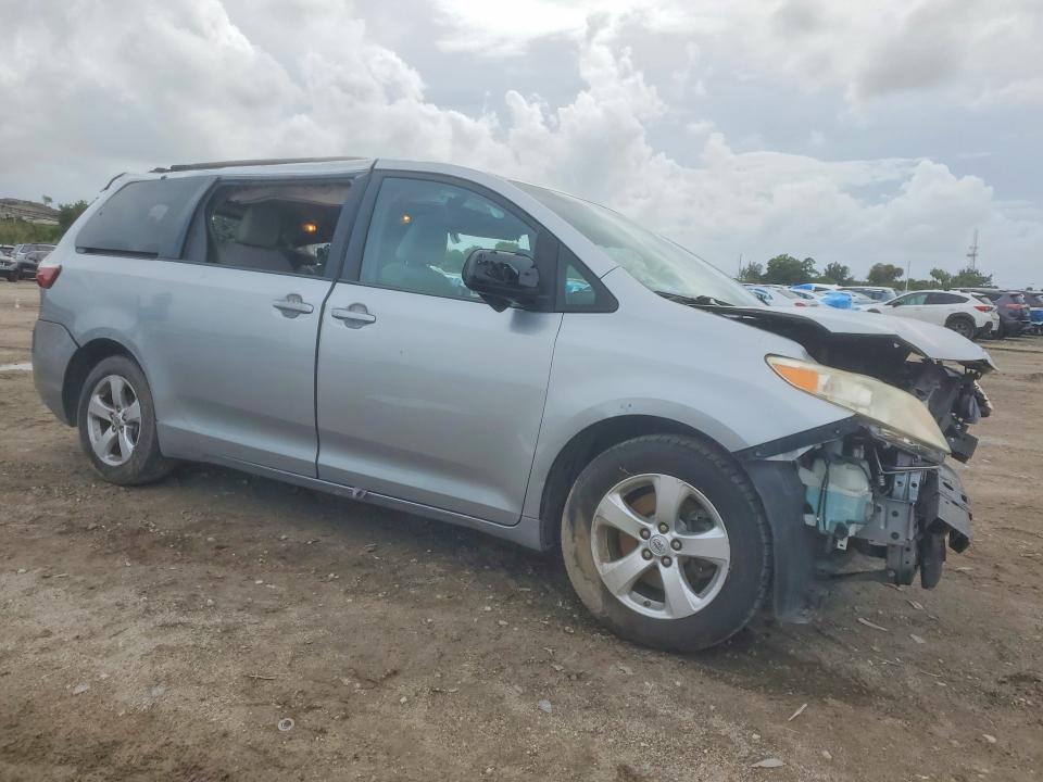 48742476 :رقم المزاد ، 5TDKK3DC0GS748392 vin ، 2016 Toyota Sienna مزاد بيع