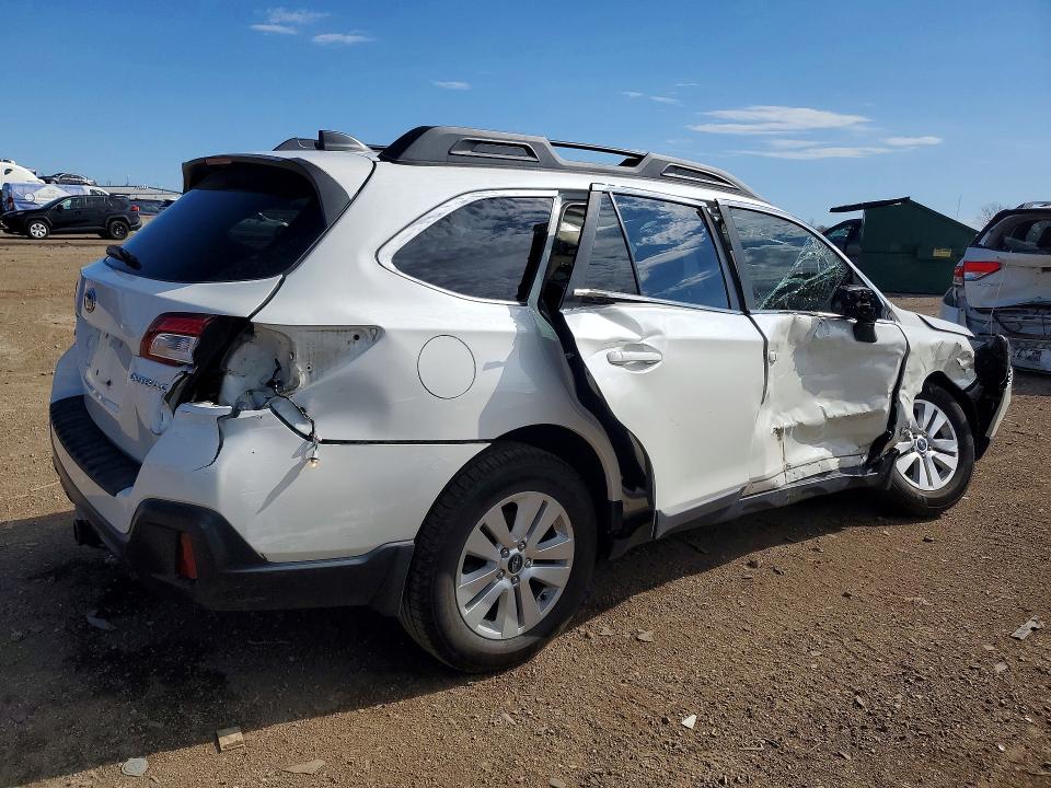 2018 Subaru Outback მანქანა იყიდება აუქციონზე, vin: 4S4BSADCXJ3363625, აუქციონის ნომერი: 49279286