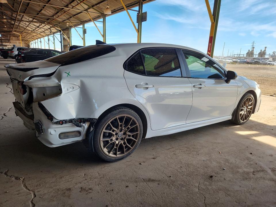 48586846 :رقم المزاد ، 4T1T31AK4RU078180 vin ، 2024 Toyota Camry Hybrid مزاد بيع