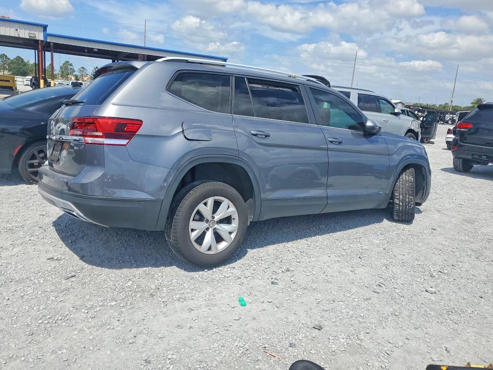 2019 Volkswagen Atlas მანქანა იყიდება აუქციონზე, vin: 1V2WR2CA6KC565515, აუქციონის ნომერი: 49867456