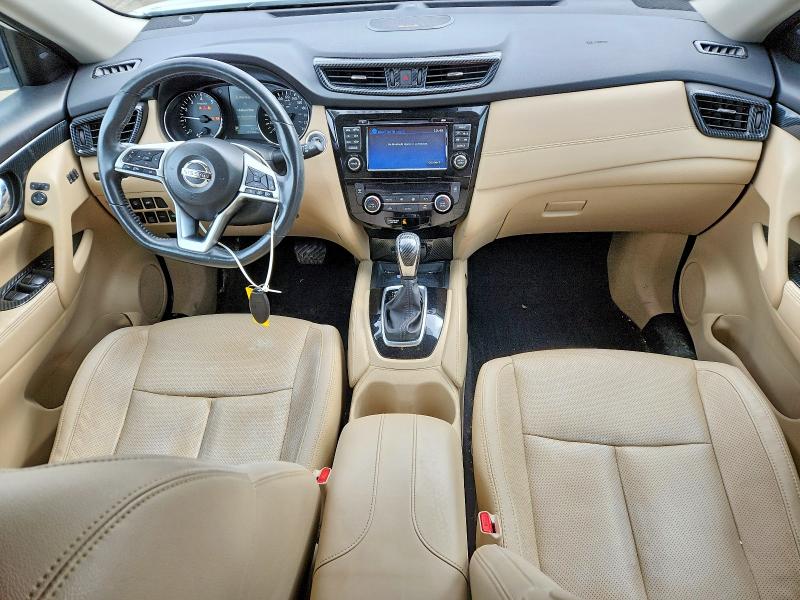 Продажа на аукционе авто 2017 Niss Rogue, vin: 5N1AT2MV6HC855465, номер лота: 47904926