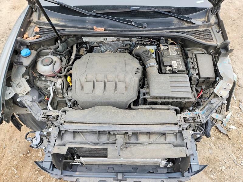 50512236 :رقم المزاد ، WA1DECF32L1113592 vin ، 2020 Audi Q3 مزاد بيع