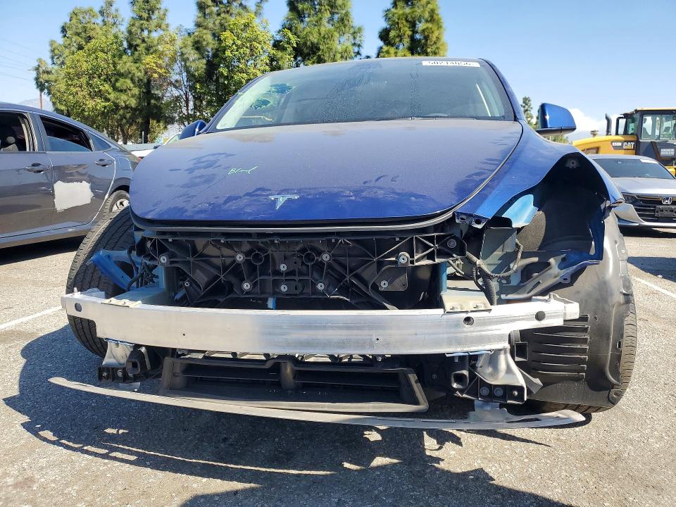 50214056 :رقم المزاد ، 7SAYGDEE3PF647968 vin ، 2023 Tesla Model Y مزاد بيع