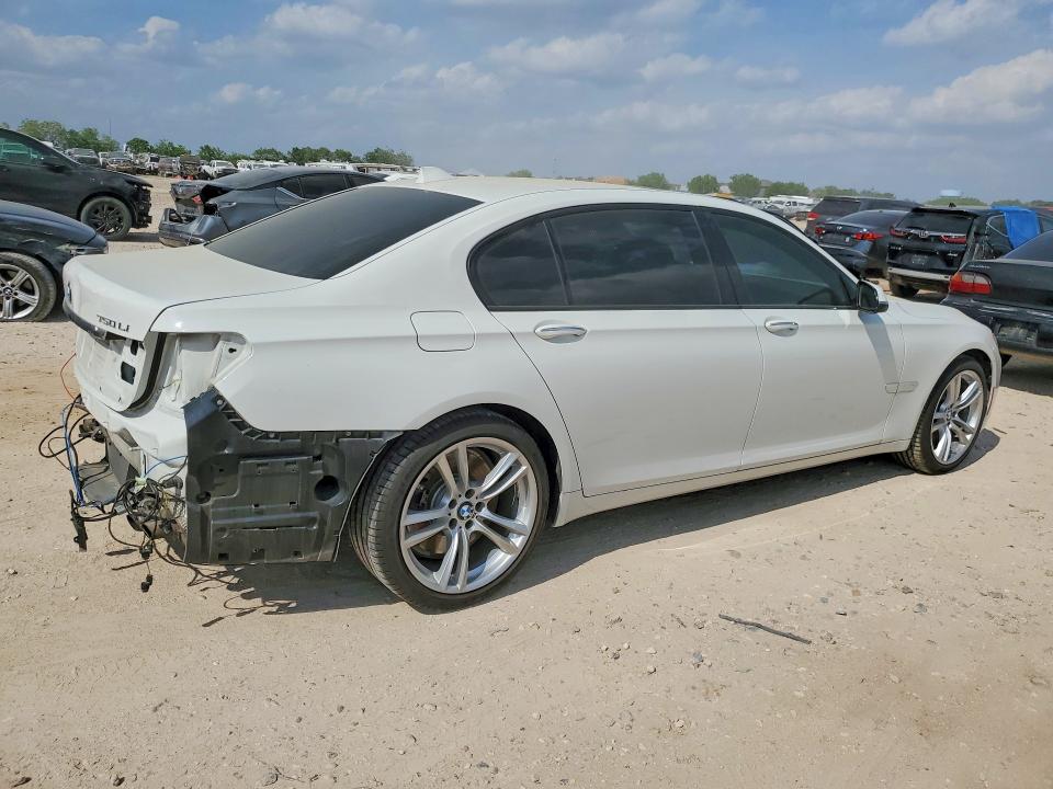Продаж на аукціоні авто 2013 Bmw 750, vin: WBAYE8C58DD133076, номер лоту: 48103676