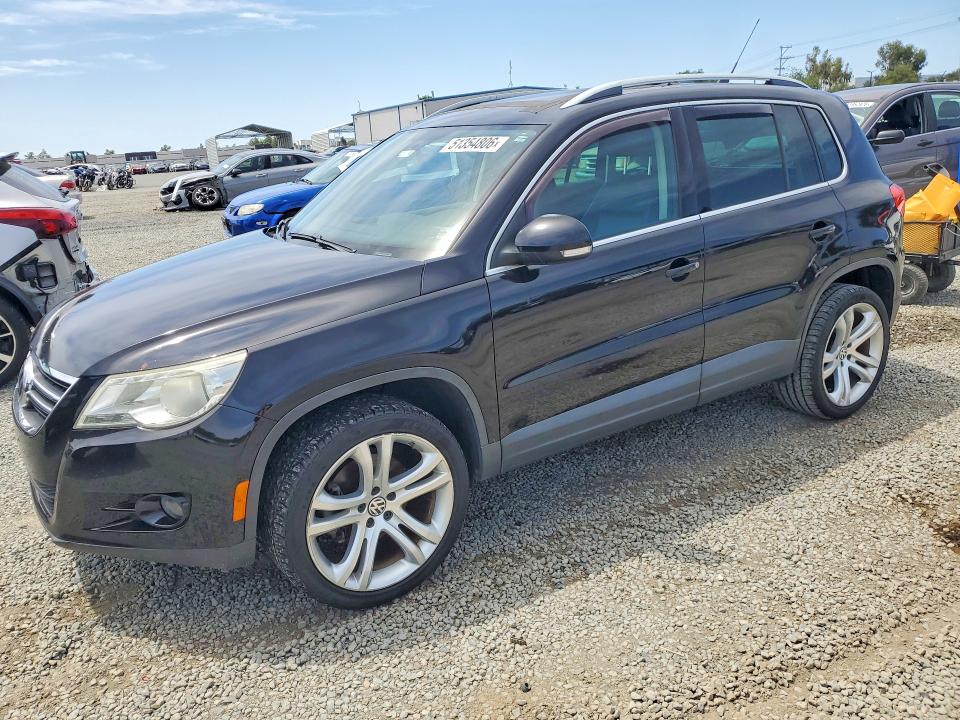 51354806 :رقم المزاد ، WVGAV7AX1BW549969 vin ، 2011 Volkswagen Tiguan مزاد بيع