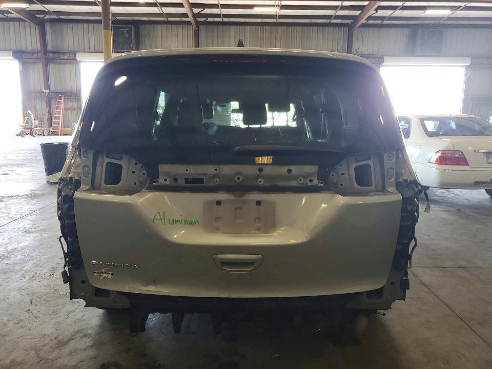 51817806 :رقم المزاد ، 2C4RC1AGXJR125384 vin ، 2018 Chrysler Pacifica مزاد بيع