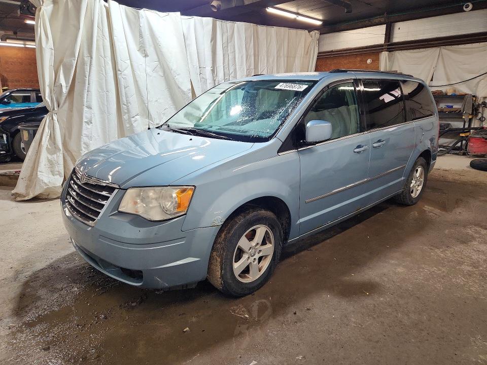 2010 Chrysler Town & Country მანქანა იყიდება აუქციონზე, vin: 2A4RR5D15AR265933, აუქციონის ნომერი: 47696876