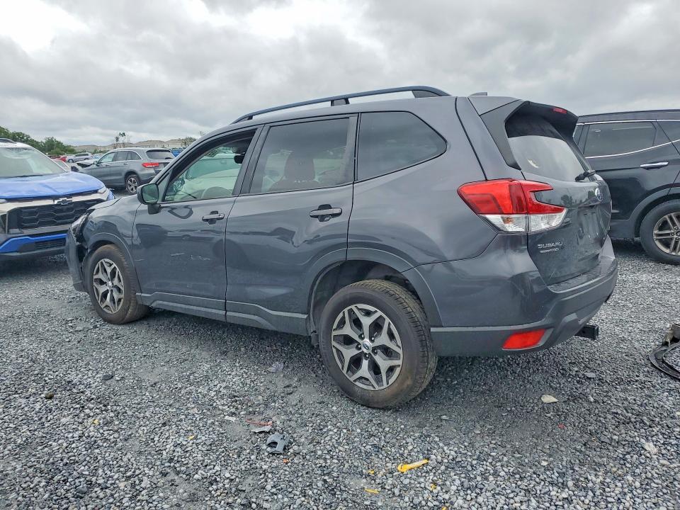 Продажа на аукционе авто 2021 Subaru Forester, vin: JF2SKAFC2MH436125, номер лота: 49181456