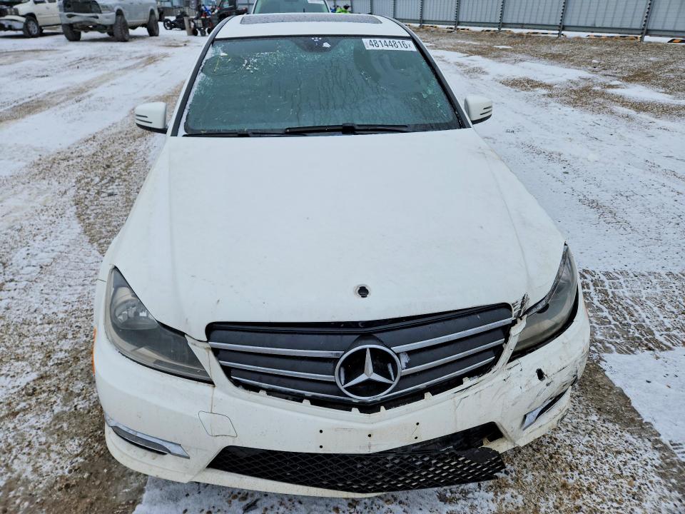 2014 Mercedes-benz C მანქანა იყიდება აუქციონზე, vin: WDDGF8AB5EA901576, აუქციონის ნომერი: 48144816