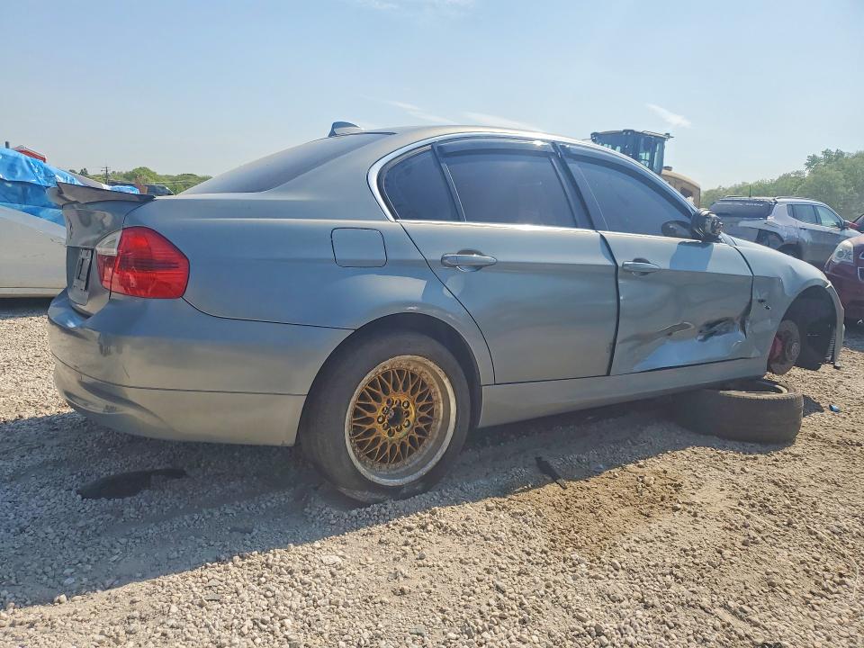2006 Bmw 330 მანქანა იყიდება აუქციონზე, vin: WBAVB33506KR77495, აუქციონის ნომერი: 49676416