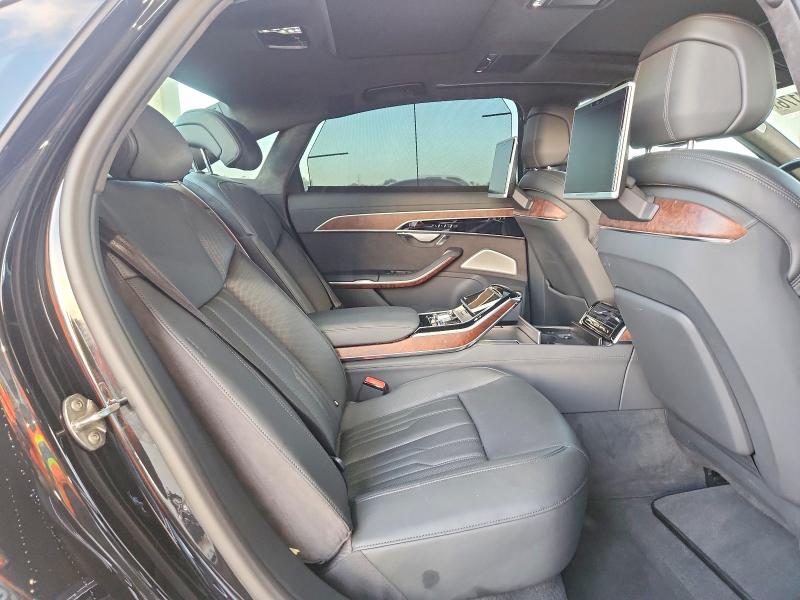 Продаж на аукціоні авто 2019 Audi A8, vin: WAU8DBF84KN013921, номер лоту: 48074176