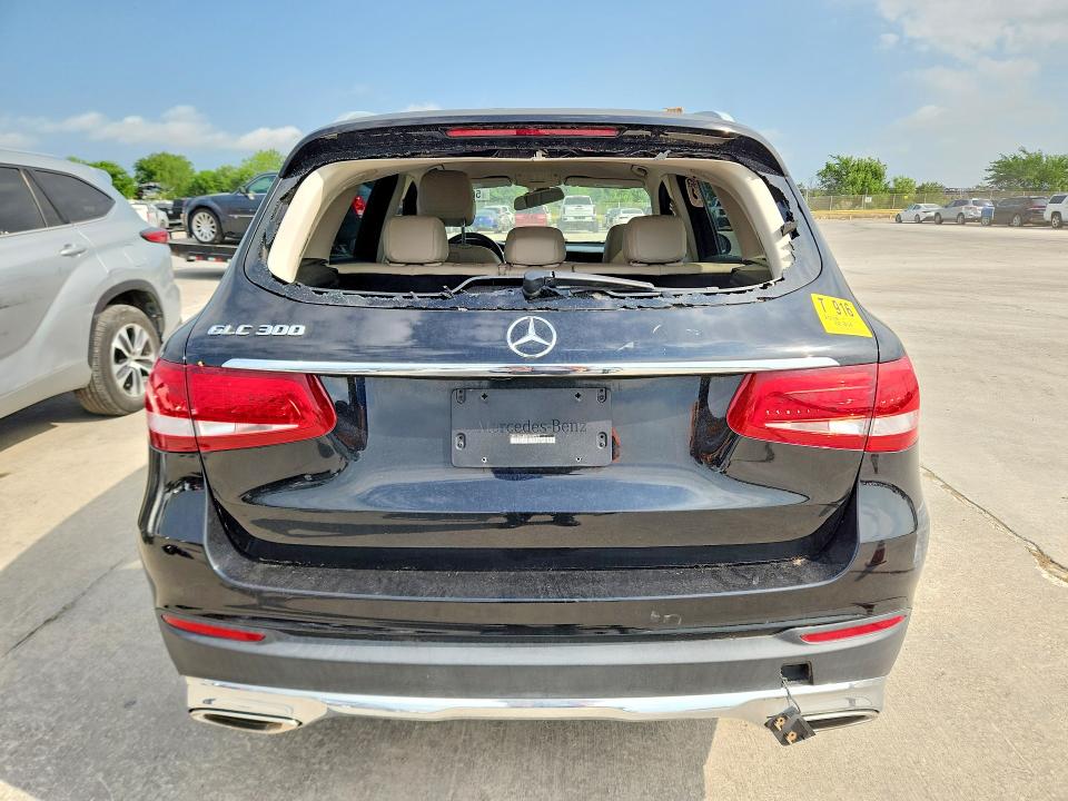 50227806 :رقم المزاد ، WDC0G4JB0JV062919 vin ، 2018 Mercedes-benz Glc مزاد بيع