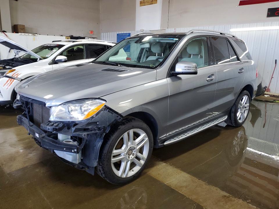 Auction sale of the 2015 Mercedes-benz Ml, vin: 4JGDA5HB2FA567942, lot number: 49024926