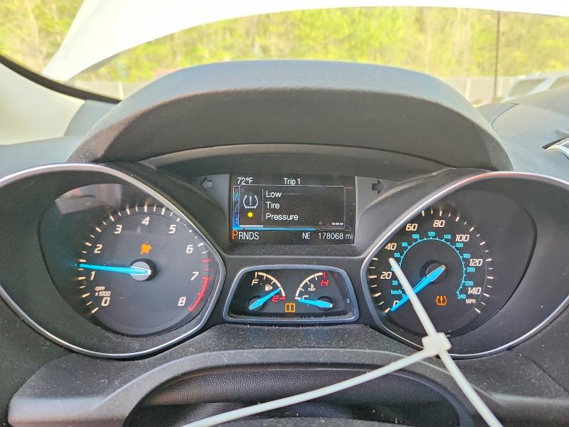 49980946 :رقم المزاد ، 1FMCU0J97EUB05614 vin ، 2014 Ford Escape مزاد بيع