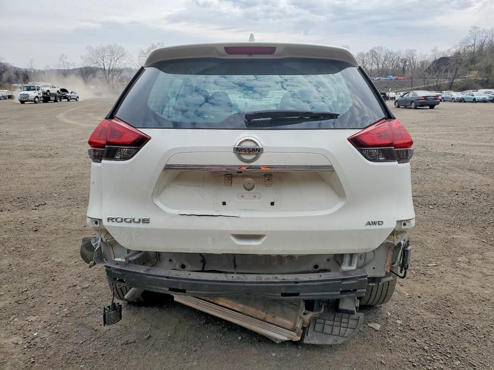 49426066 :رقم المزاد ، 5N1AT2MV2LC806952 vin ، 2020 Nissan Rogue مزاد بيع