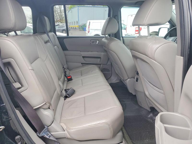 48958586 :رقم المزاد ، 5FNYF4H55EB040141 vin ، 2014 Honda Pilot مزاد بيع