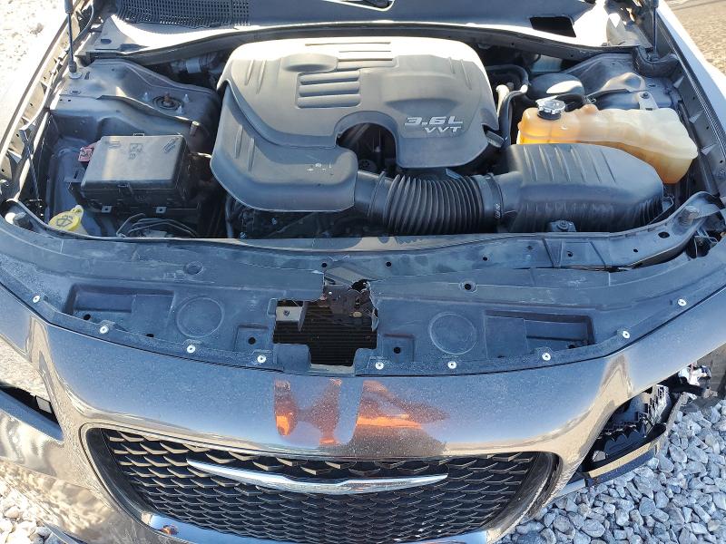 50351056 :رقم المزاد ، 2C3CCABGXJH253929 vin ، 2018 Chrysler 300 مزاد بيع