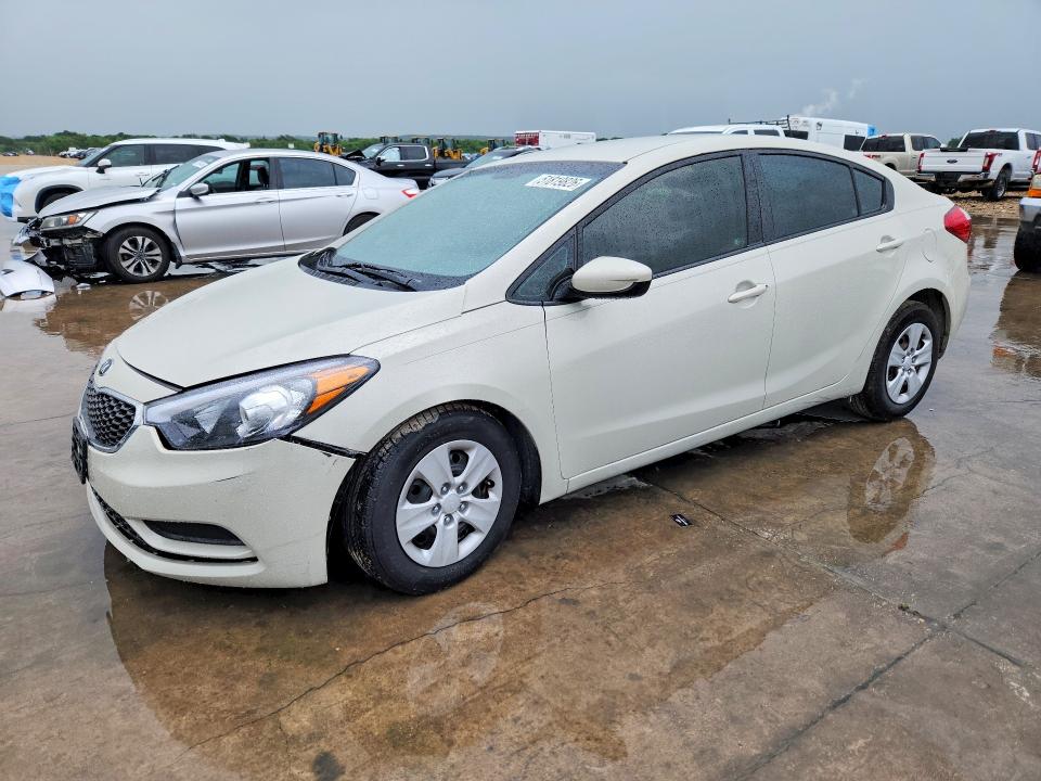 51819826 :رقم المزاد ، KNAFK4A65F5341806 vin ، 2015 Kia Forte مزاد بيع