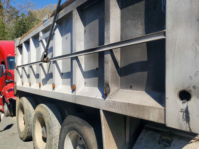 49108496 :رقم المزاد ، 1NP5LB0X5WN445523 vin ، 1998 Peterbilt 379 مزاد بيع
