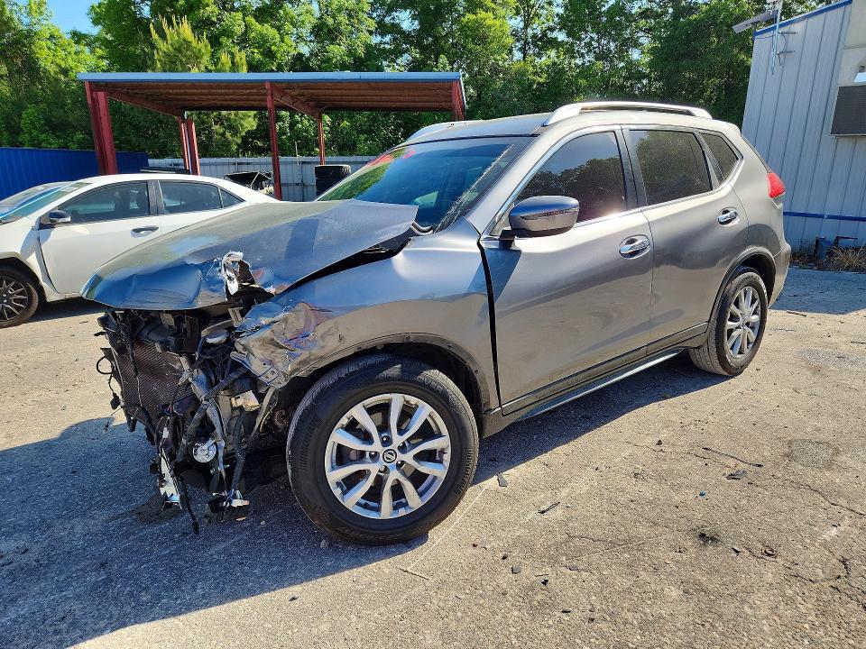 50150846 :رقم المزاد ، KNMAT2MT2HP573352 vin ، 2017 Nissan Rogue مزاد بيع
