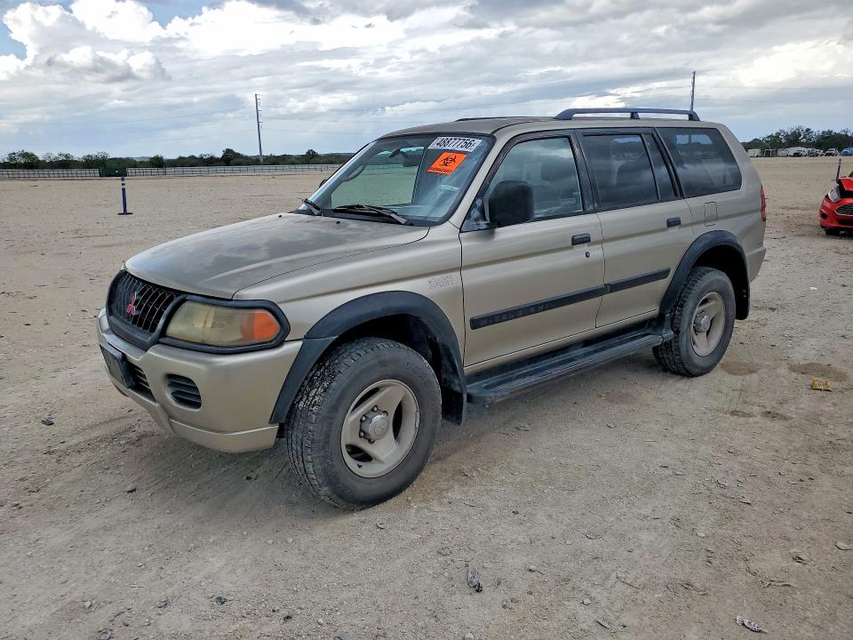 48877756 :رقم المزاد ، JA4LS21HX1P007693 vin ، 2001 Mitsubishi Montero مزاد بيع