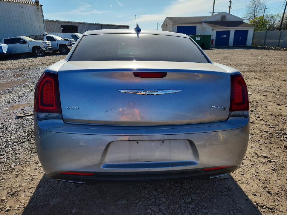 49534396 :رقم المزاد ، 2C3CCAGG3JH267860 vin ، 2018 Chrysler 300 مزاد بيع