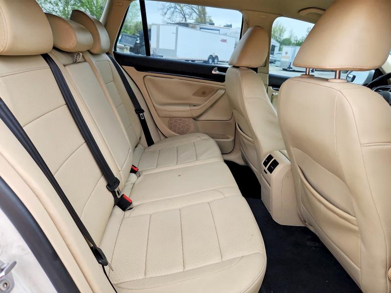 49812156 :رقم المزاد ، 3VWPL7AJ4CM689299 vin ، 2012 Volkswagen Jetta مزاد بيع