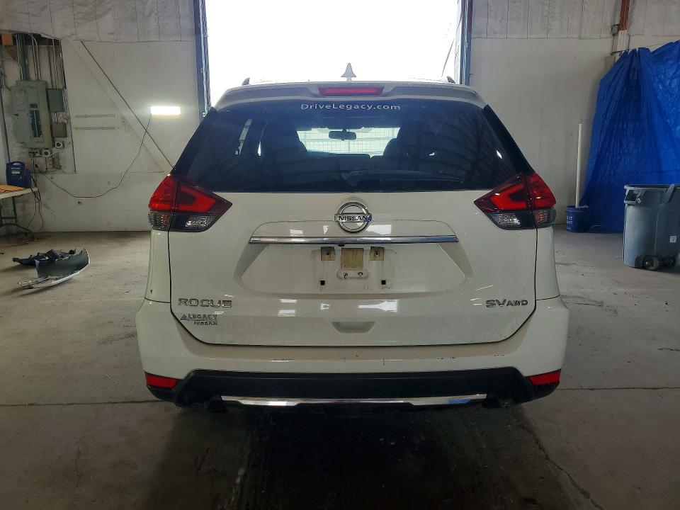 Продажа на аукционе авто 2017 Nissan Rogue, vin: JN8AT2MV6HW008629, номер лота: 50070106