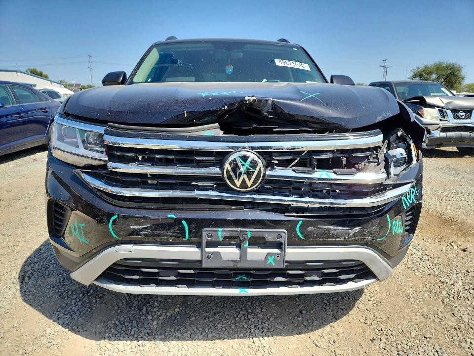 49671656 :رقم المزاد ، 1V2DP2CA1MC526489 vin ، 2021 Volkswagen Atlas مزاد بيع