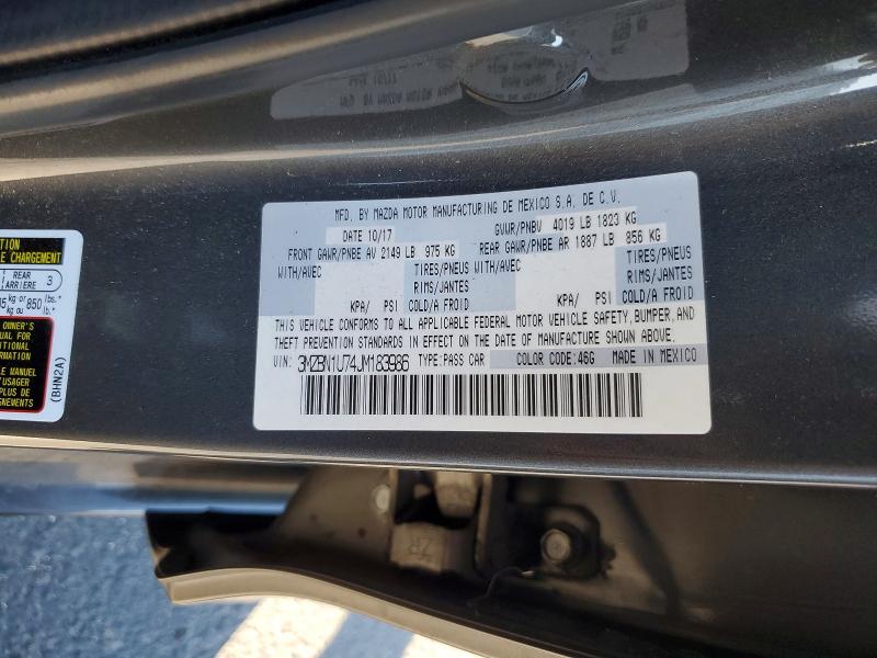2018 Mazda 3 მანქანა იყიდება აუქციონზე, vin: 3MZBN1U74JM183986, აუქციონის ნომერი: 49019586