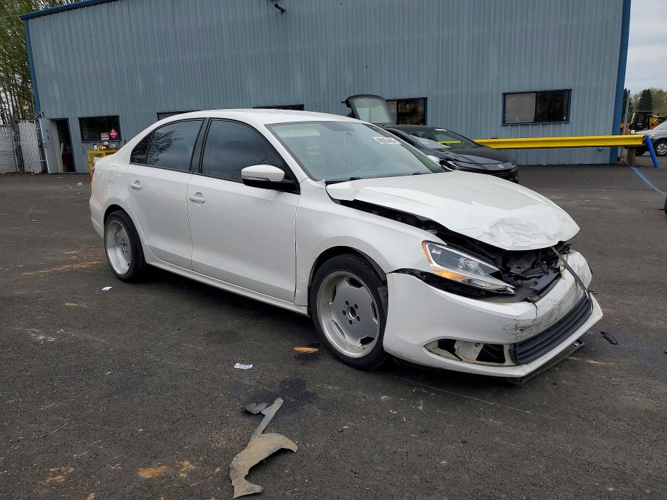 49095466 :رقم المزاد ، 3VWDZ7AJ1BM100175 vin ، 2011 Volkswagen Jetta مزاد بيع