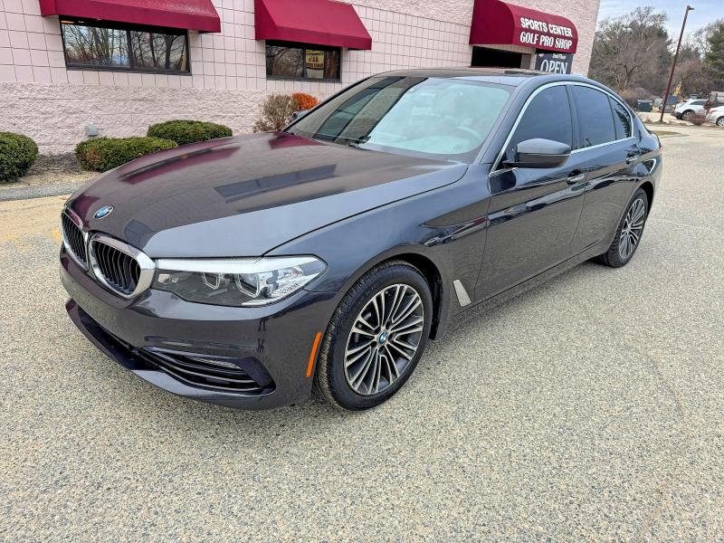 51115336 :رقم المزاد ، WBAJA7C5XJWA73151 vin ، 2018 Bmw 530 مزاد بيع