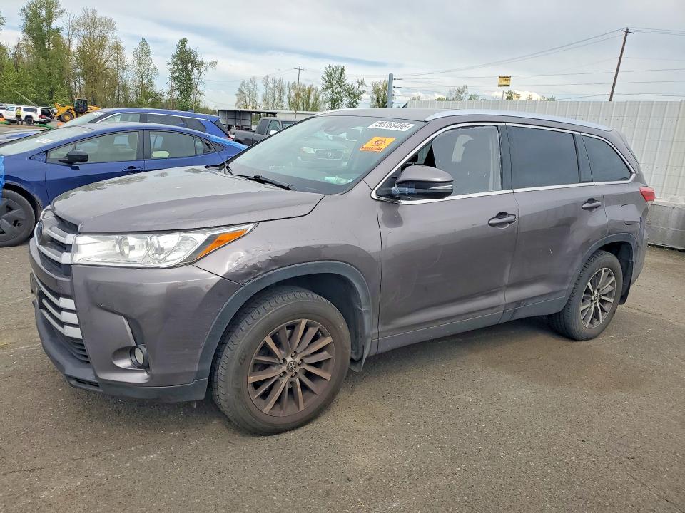 50766466 :رقم المزاد ، 5TDJZRFHXKS953407 vin ، 2019 Toyota Highlander مزاد بيع