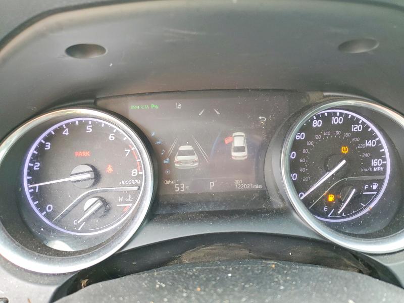 48864606 :رقم المزاد ، 4T1BZ1HK2JU019410 vin ، 2018 Toyota Camry مزاد بيع