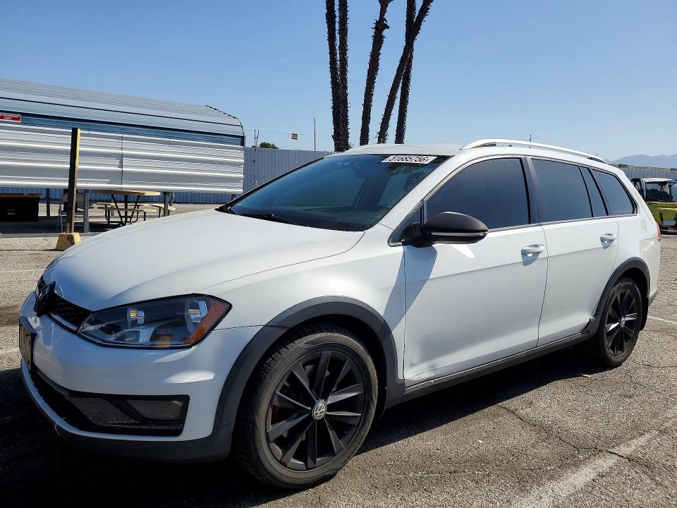 51685756 :رقم المزاد ، 3VWH17AU7HM531745 vin ، 2017 Volkswagen Golf Alltrack مزاد بيع