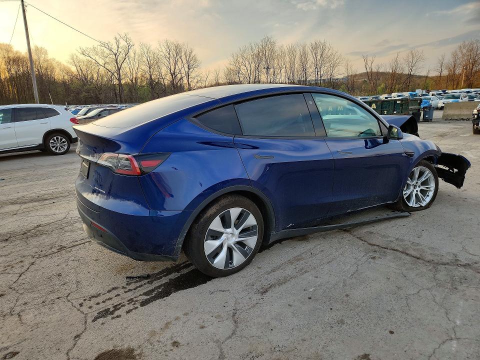 49922976 :رقم المزاد ، 7SAYGDEE5PF674248 vin ، 2023 Tesla Model Y مزاد بيع