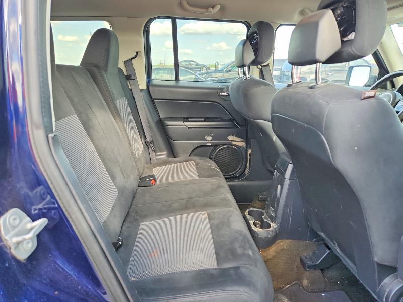 49261796 :رقم المزاد ، 1C4NJPFA9GD599589 vin ، 2016 Jeep Patriot مزاد بيع
