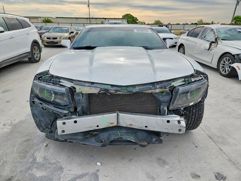 50309986 :رقم المزاد ، 2G1FD1E38F9309598 vin ، 2015 Chevrolet Camaro مزاد بيع