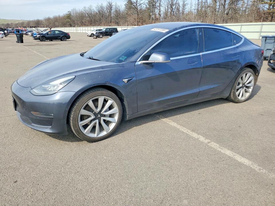 Продаж на аукціоні авто 2018 Tesla Model 3, vin: 5YJ3E1EA6JF052743, номер лоту: 48197056