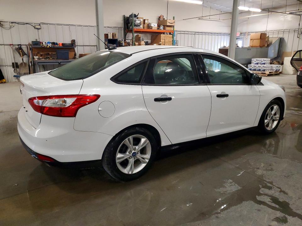 48518126 :رقم المزاد ، 1FADP3E25EL111776 vin ، 2014 Ford Focus مزاد بيع